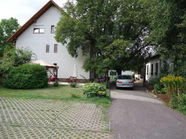 Hotel Am Ring Magdeburg Exterior photo
