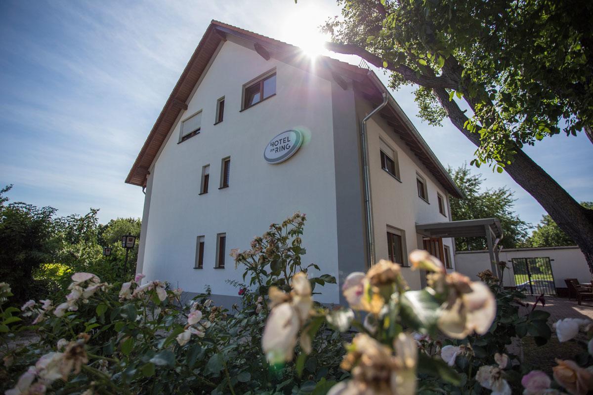 Hotel Am Ring Magdeburg Exterior photo