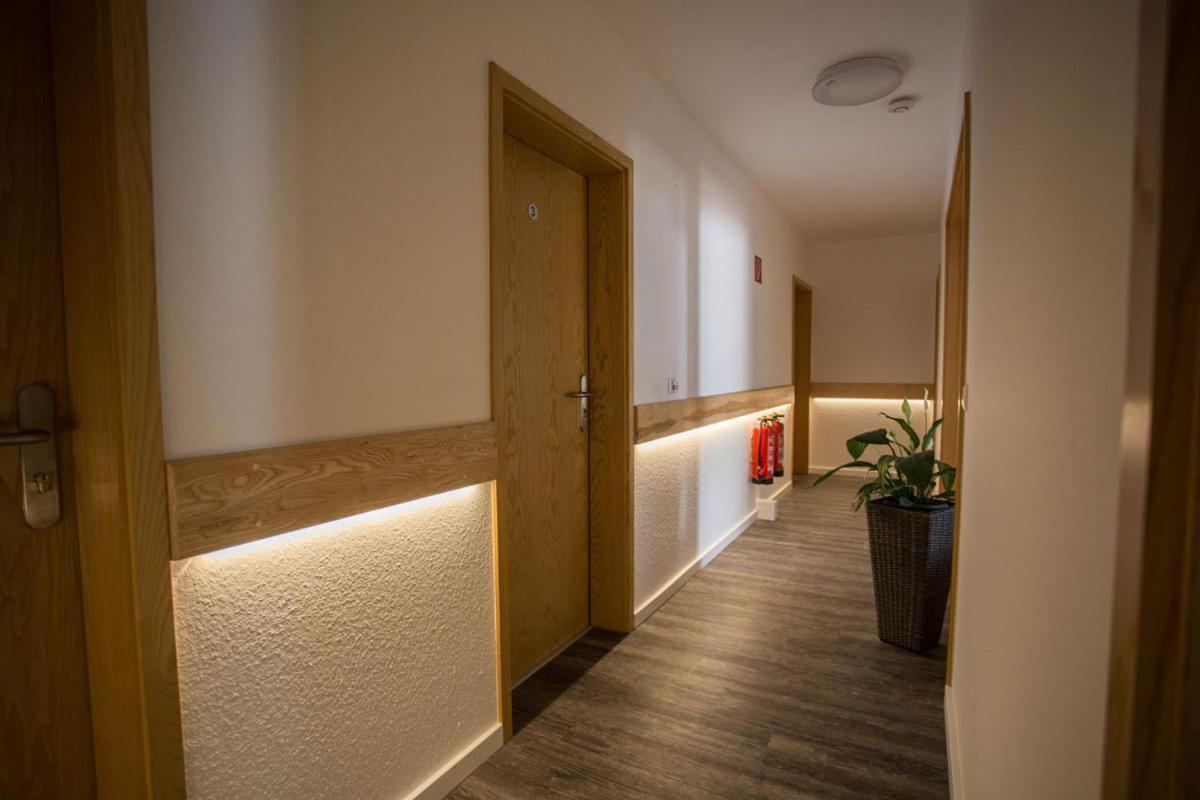 Hotel Am Ring Magdeburg Exterior photo