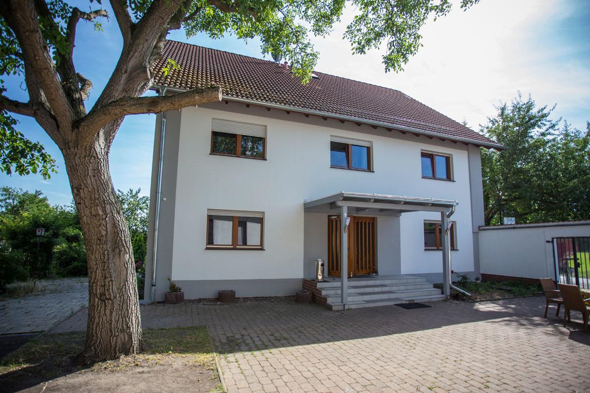 Hotel Am Ring Magdeburg Exterior photo